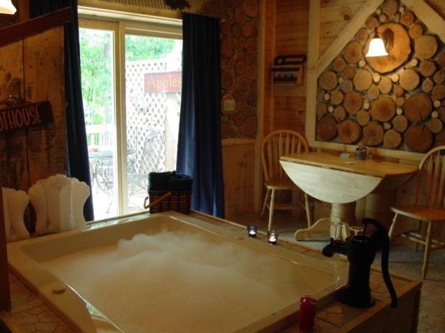 Williams Bay Lazy Cloud Bed & Breakfast エクステリア 写真